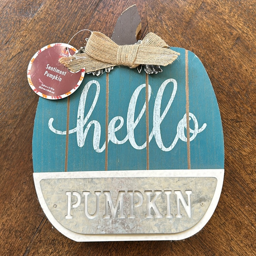 NWT Sentiment Pumpkin Decoration Plaque